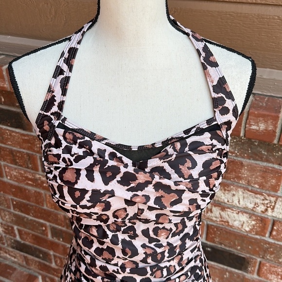 Aqua Eve Leopard Print One Piece Halter Tummy Control Slimming Swimsuit Size L - Picture 2 of 5
